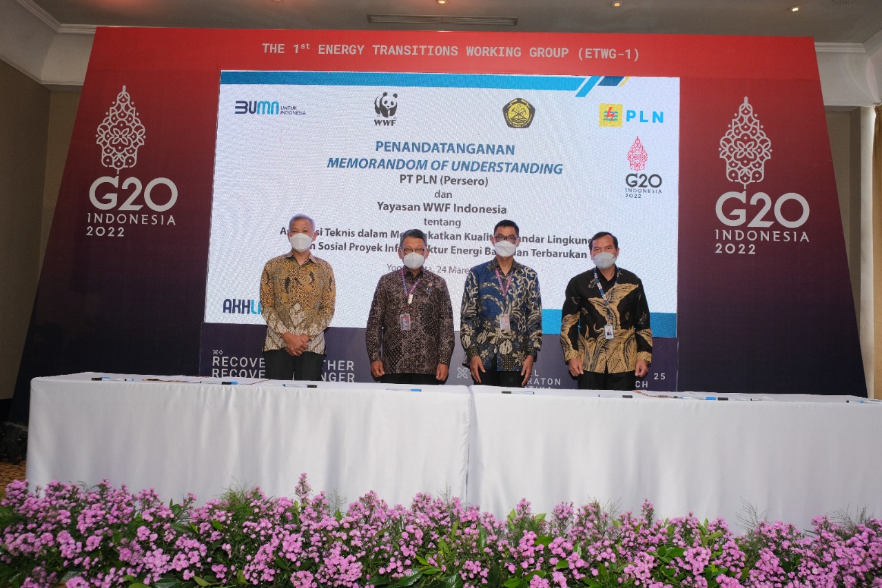 PLN Gandeng WWF, Kembangkan Energi Bersih Berkelanjutan