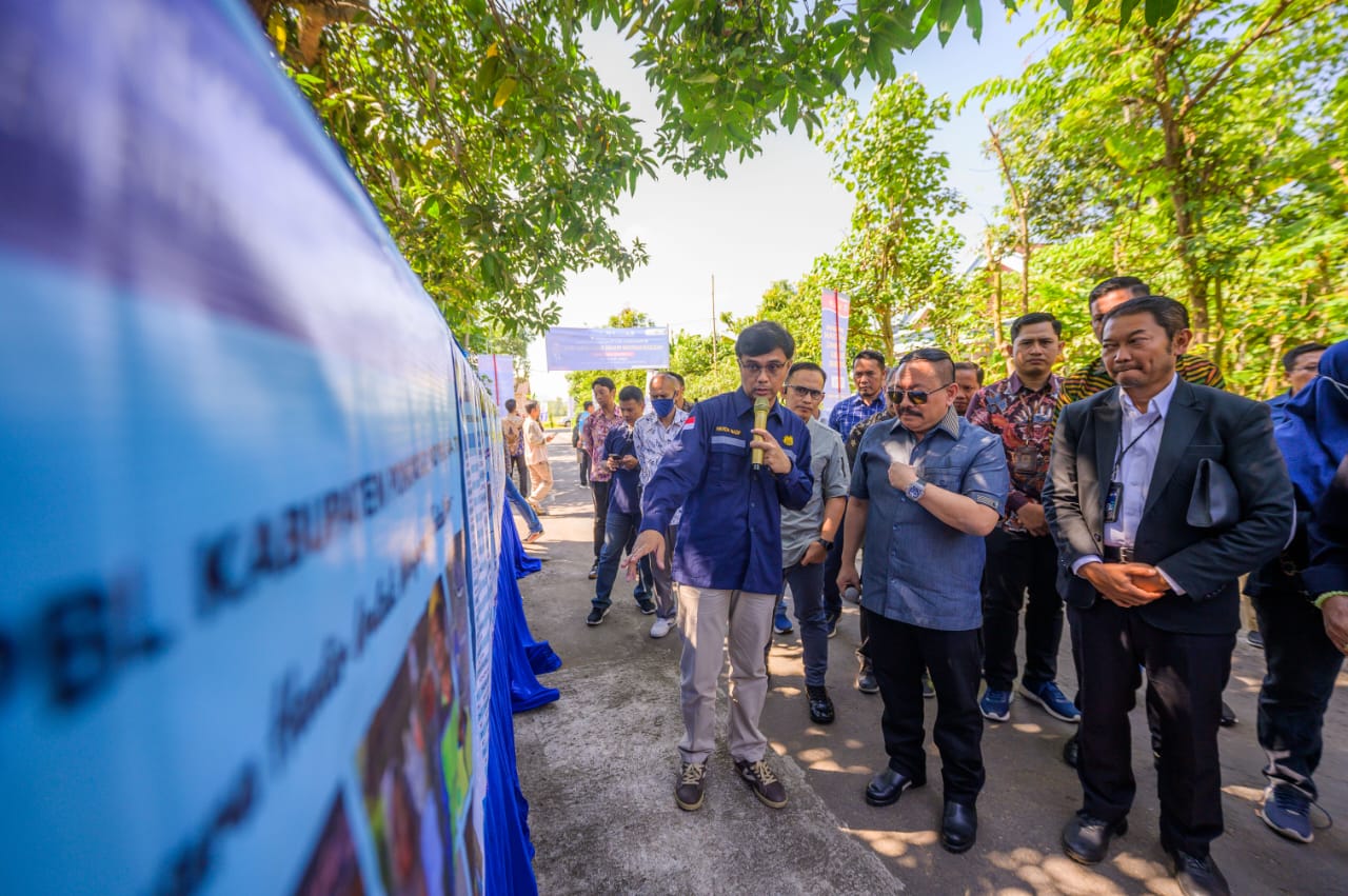2.182 Keluarga di Jatim Dapat Sambungan Listrik PLN Gratis dari Pemerintah