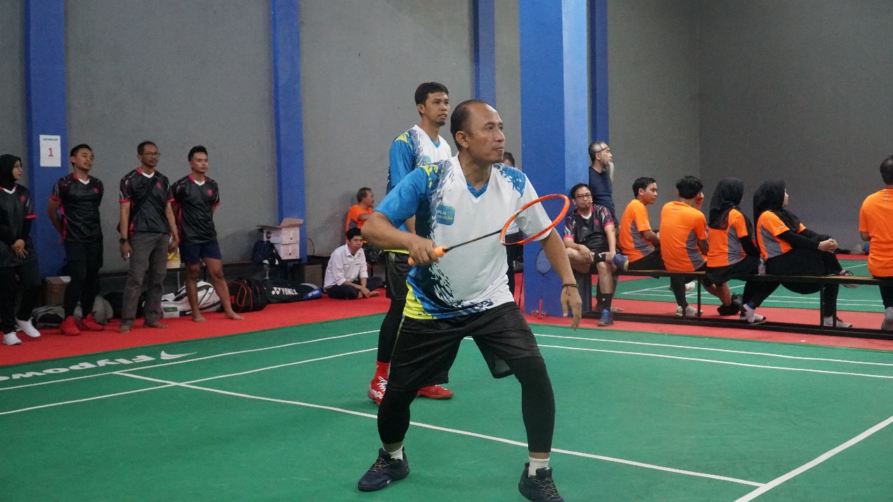 Kegiatan Porseni Meriahkan Peringatan Hari Listrik Nasional ke-79 di Bandung