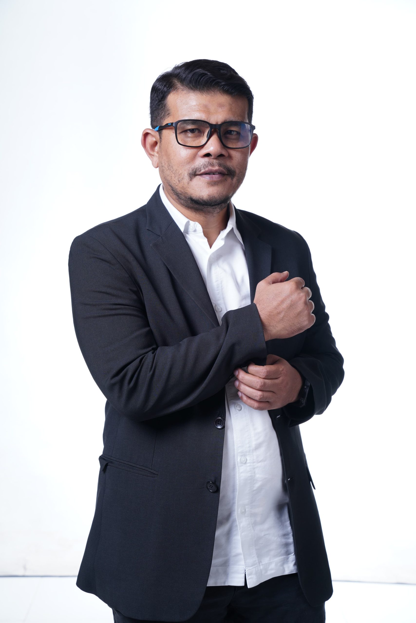 Re-LUN: Evaluasi Top Manajemen PLN, Dirut Suroso Harus Berani Sikat Kroni Darmawan Prasodjo Termasuk Wadirut!