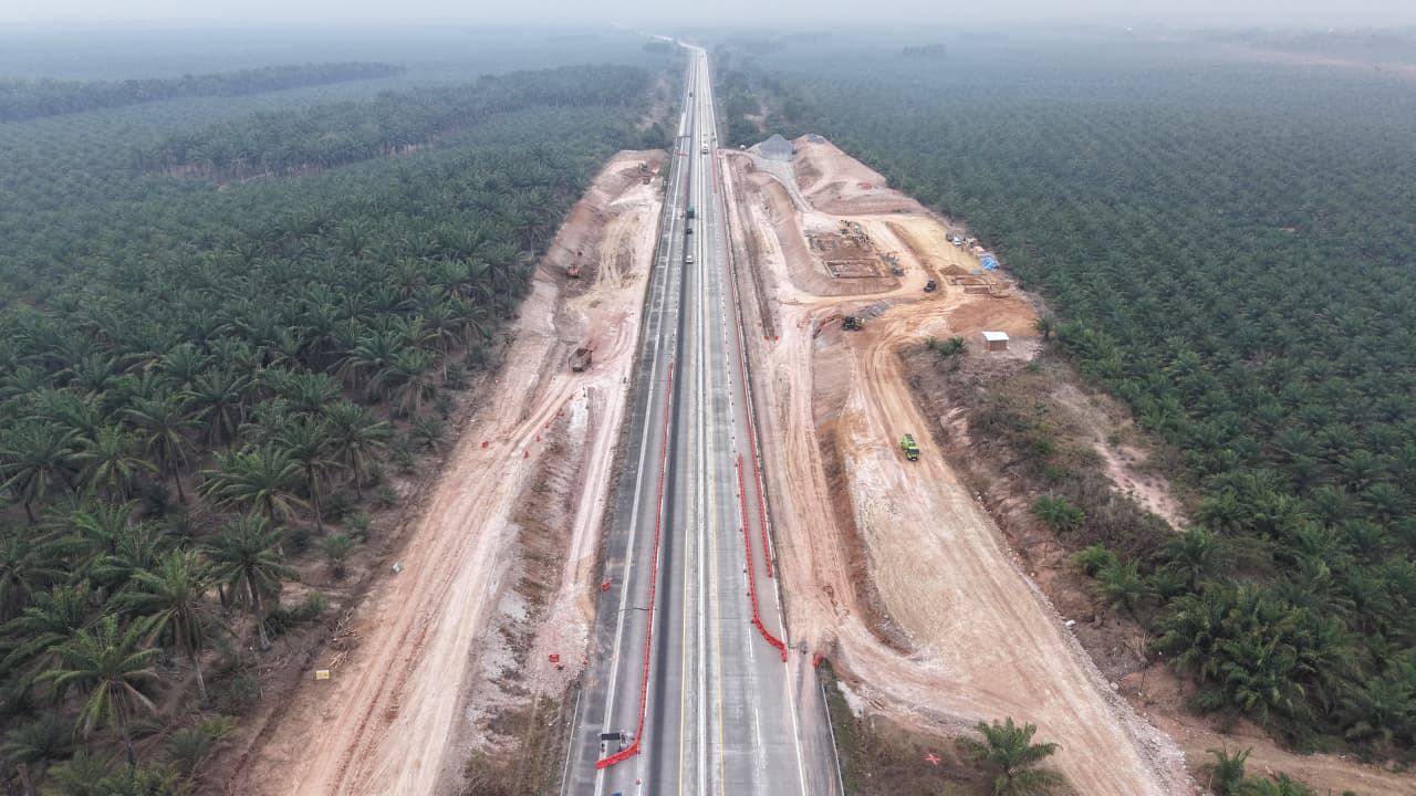 Pastikan Kenyamanan Pengguna Jalan, Hutama Karya Lakukan Pemeliharaan JTTS dan Bangun Akses Baru di Tol Terpeka